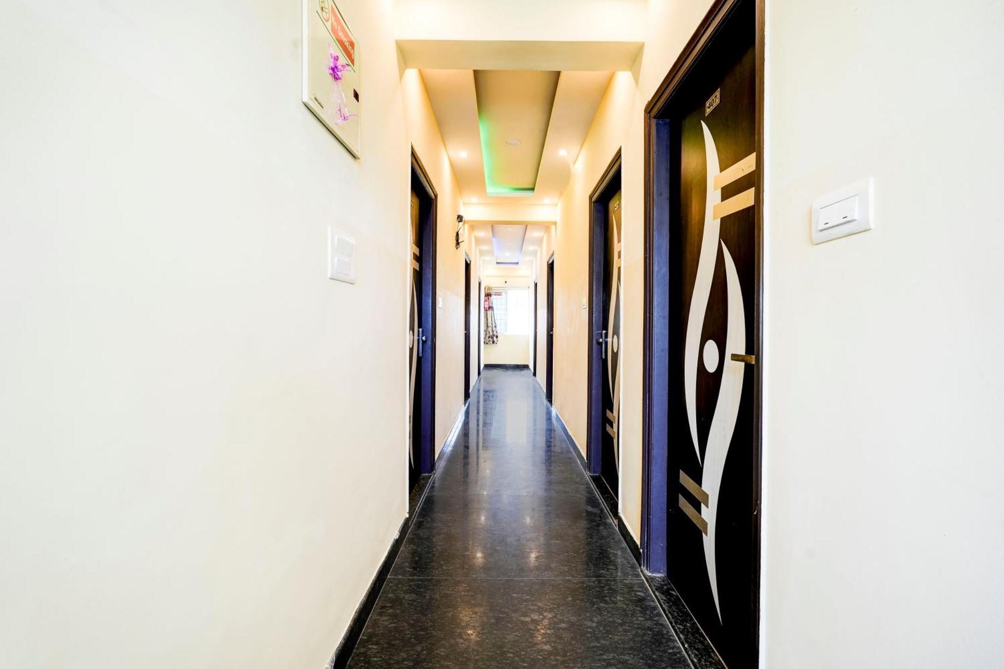 Super Hotel O Ganakkal Near Bgs Hospital Junction Formerly Omkar Global Inn بنغالور المظهر الخارجي الصورة